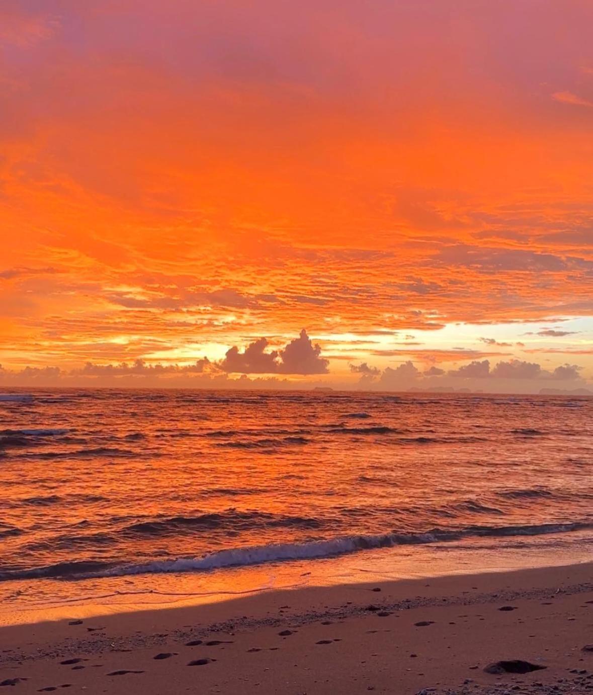 Lanta A&J Klong Khong Beach Ko Lanta Екстериор снимка