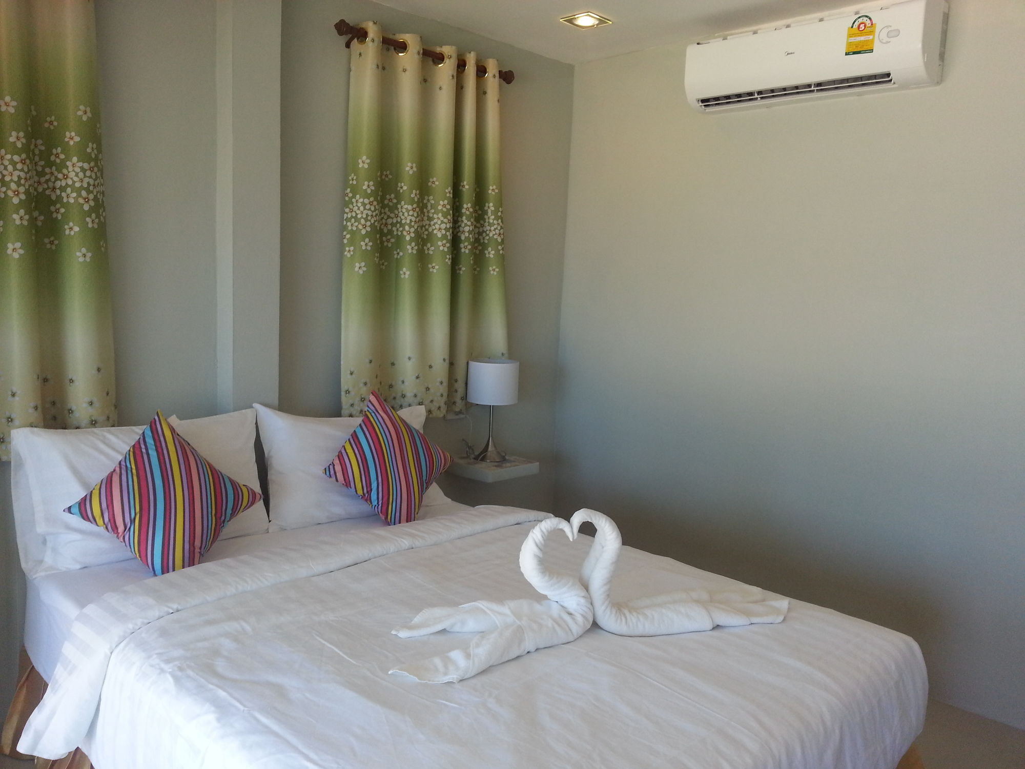 Lanta A&J Klong Khong Beach Ko Lanta Екстериор снимка
