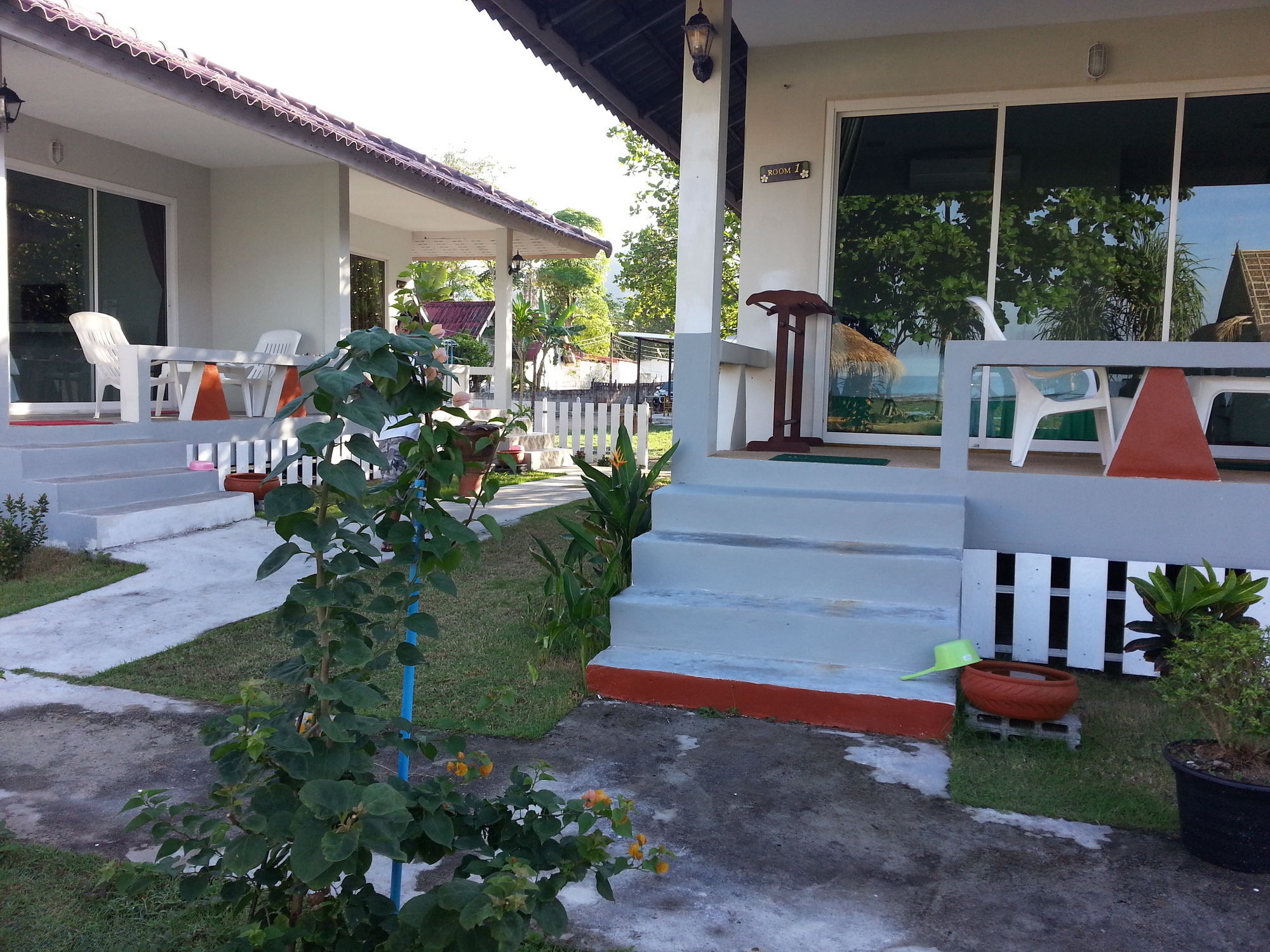 Lanta A&J Klong Khong Beach Ko Lanta Екстериор снимка
